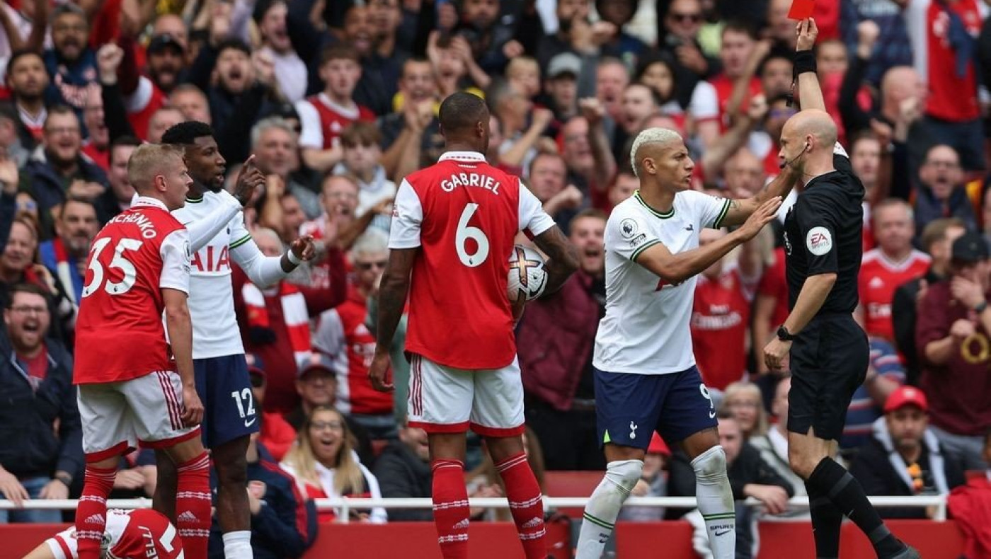 «Bet room»: Δυνατά στηρίγματα από Ελλάδα και με τα γκολ στην Αγγλία