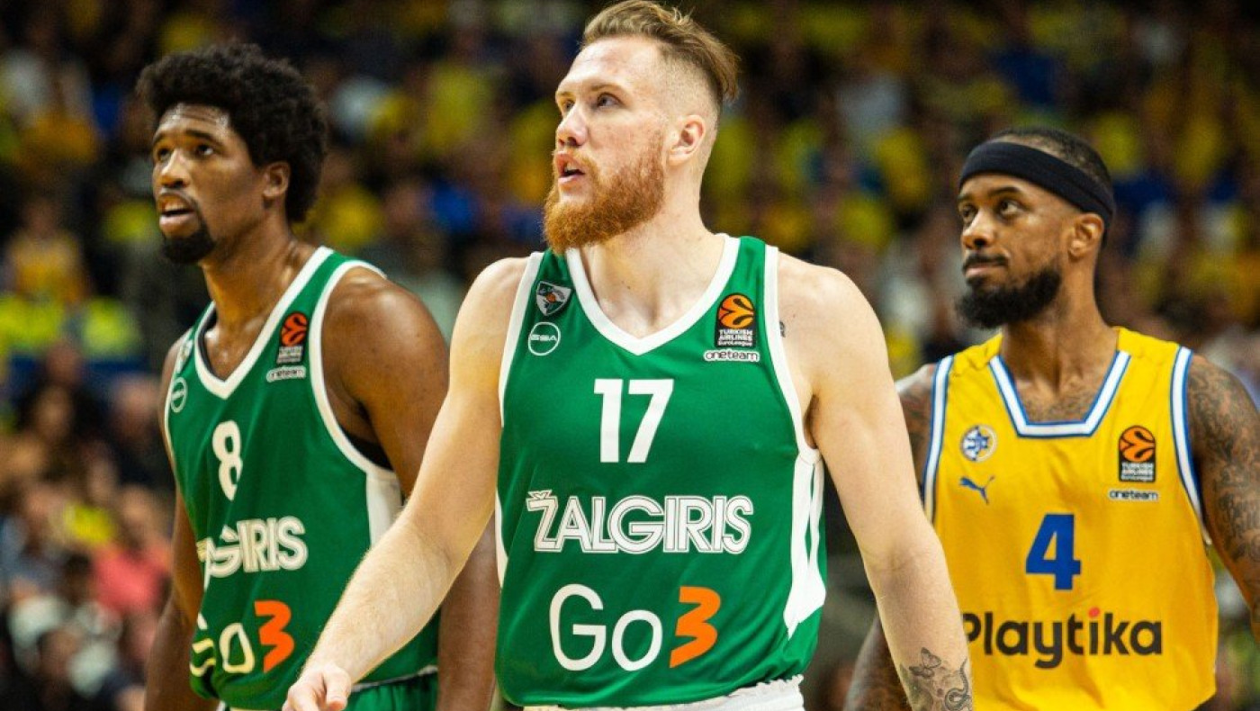 Ο Ολυμπιακός προχωράει για τον Λιθουανό γκαρντ-φόργουορντ Μπραζντέικις