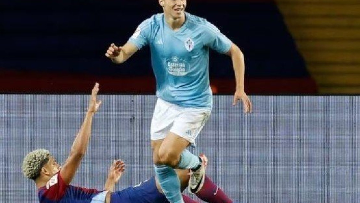 AS: «Ο Δουβίκας δεν είναι Παπαδόπουλος, το γκολ του εξηγεί γιατί δόθηκαν 12 εκατ.»