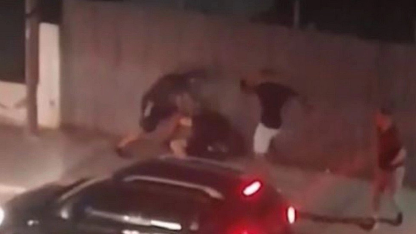 Κηφισιά: Για μια κοπέλα η άγρια συμπλοκή ανηλίκων