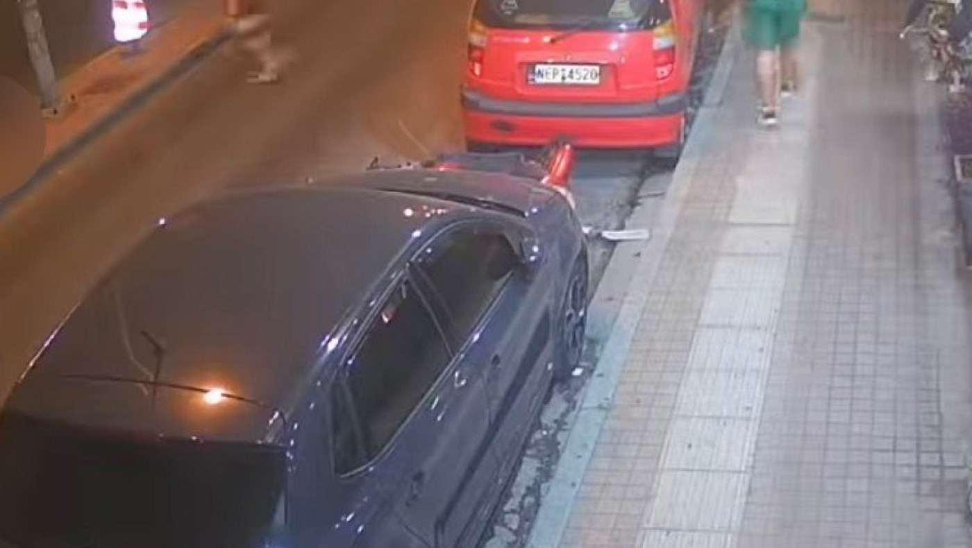 Θεσσαλονίκη: Βίντεο από τη στιγμή που ΙΧ χτυπά και εγκαταλείπει οδηγό μοτοσικλέτας!