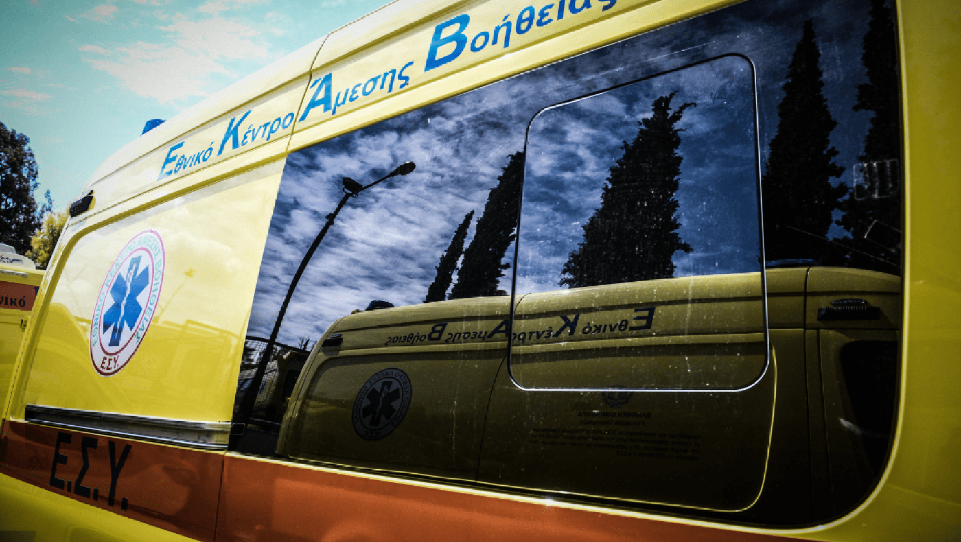 Θεσσαλονίκη: Παιδί 2 ετών έπεσε από μπαλκόνι πρώτου ορόφου - «Γέφυρα σωτηρίας» από την ΕΛ.ΑΣ. (βίντεο)