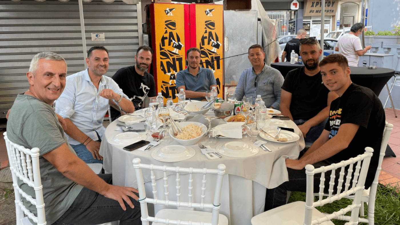 Πλήθος κόσμου και... ένωση ΠΑΟΚ - Άρη στα εγκαίνια του καταστήματος ΟΠΑΠ του Γιάννη Σαμαντζίδη