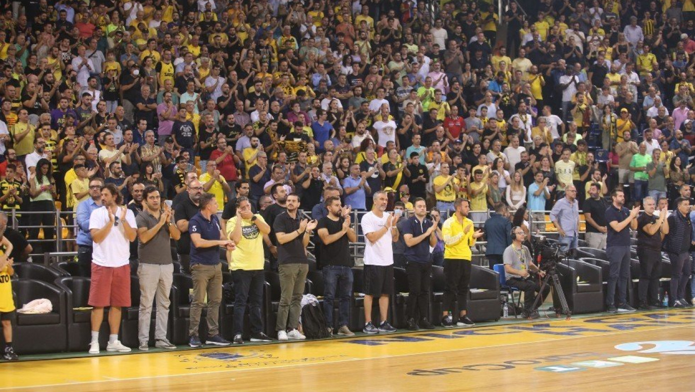 Άρης: Έσπασε το φράγμα των 1.000 διαρκείας (pic)