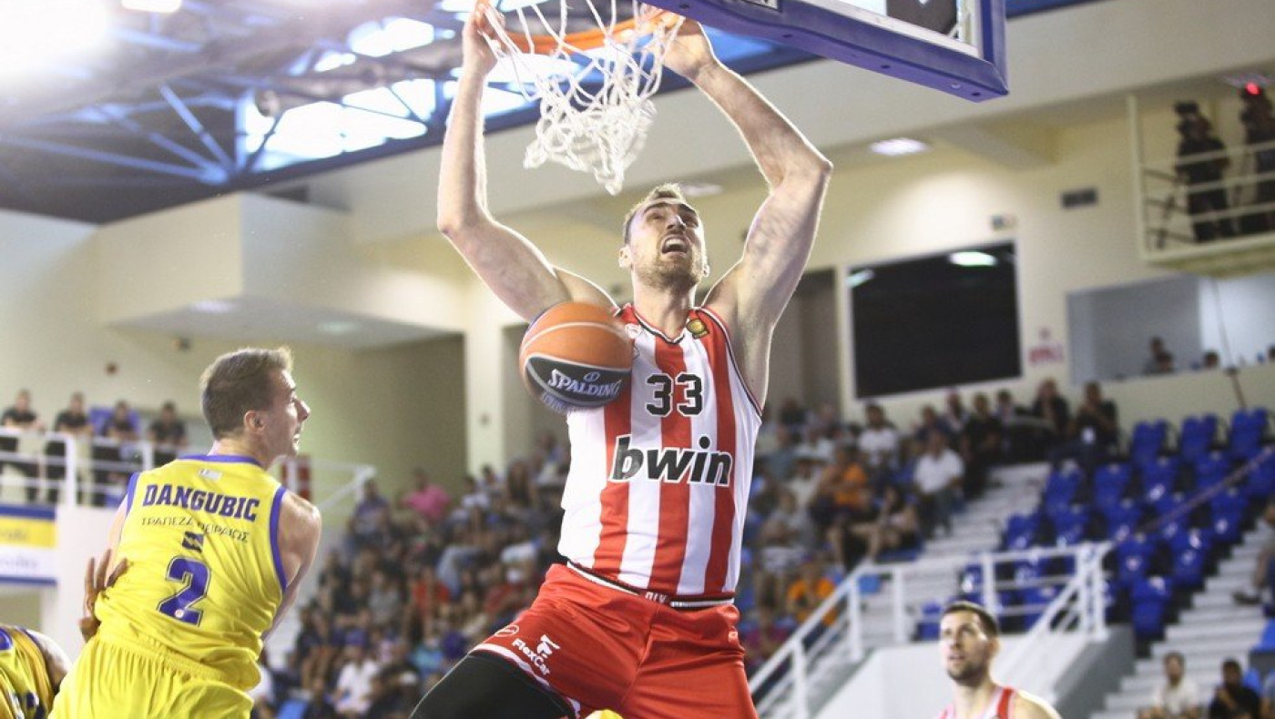 Super Cup: Ο Ολυμπιακός «καθάρισε» εύκολα το Περιστέρι