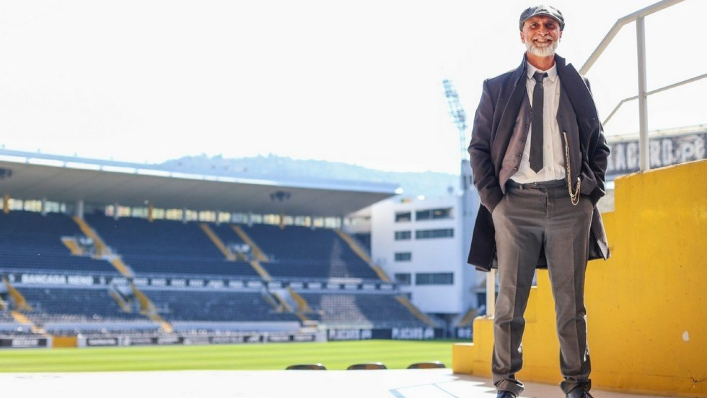 Τρομερή παρουσίαση προπονητή στην Πορτογαλία αλά Peaky Blinders! (vid)