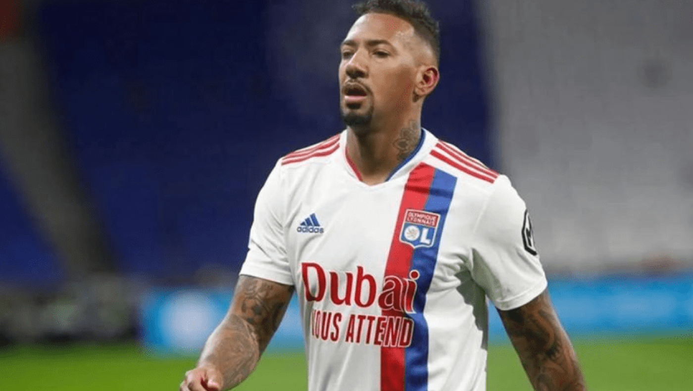 Γερμανικό ΜΜΕ: «Ενδιαφέρον του Ολυμπιακού για τον Μπόατενγκ»