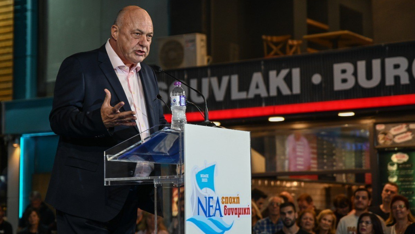 Αχιλλέας Μπέος: «Αν θεωρείτε τη λέξη π@@@@δες προσβλητική, την παίρνω πίσω»