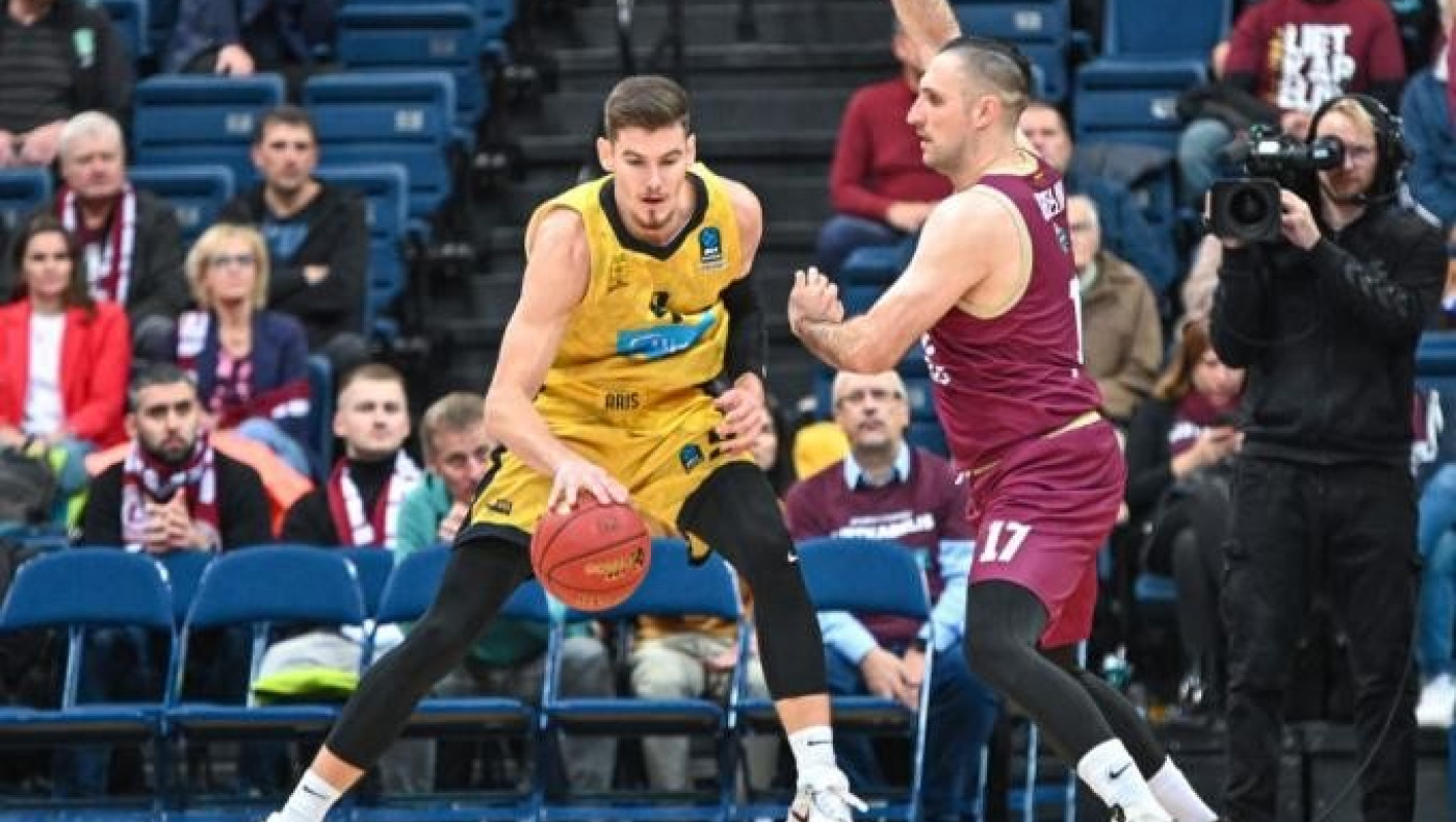 Άρης: Βαρύ διάστρεμμα ο Μπλούμπεργκς