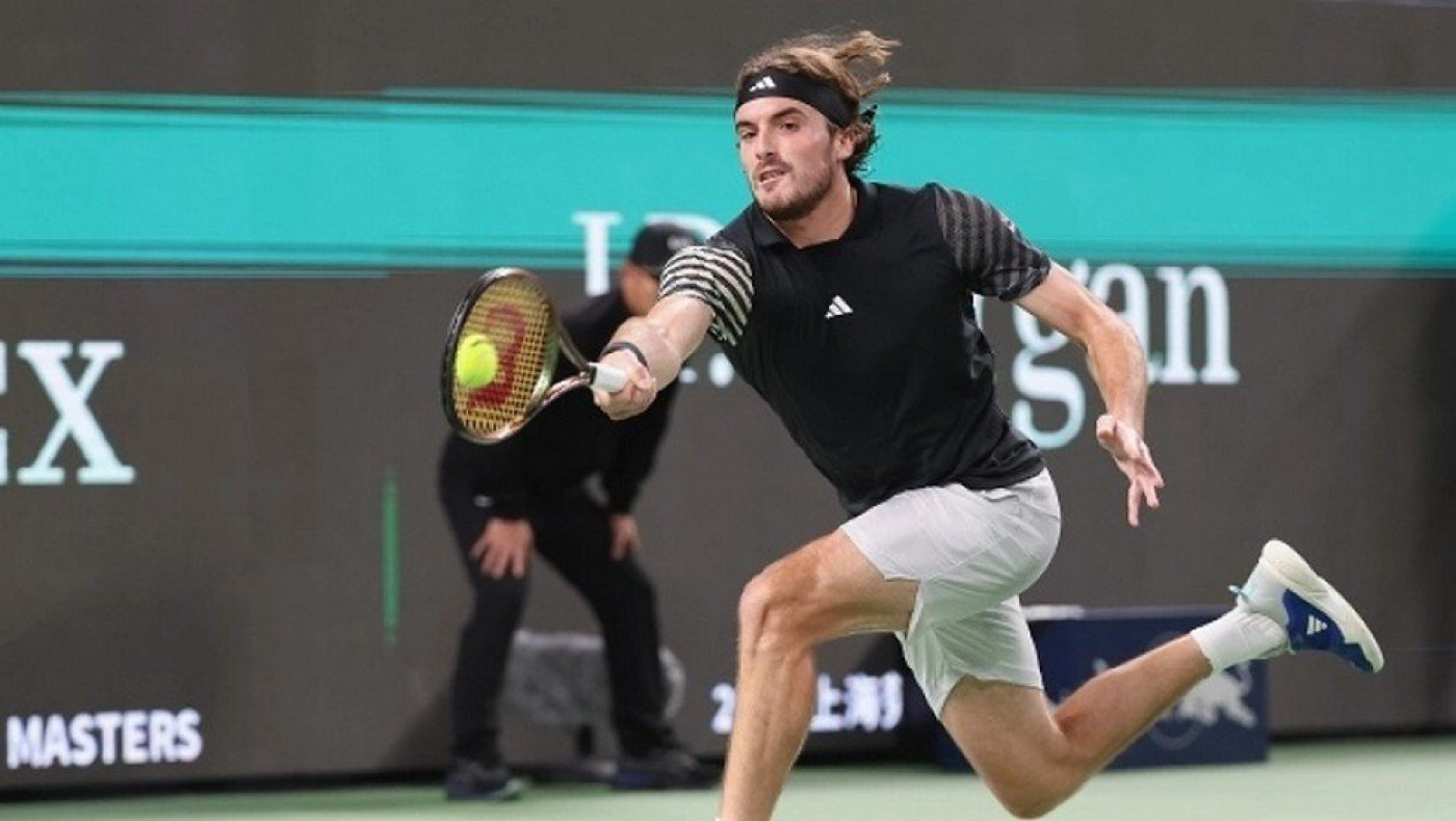 Τσιτσιπάς: Κοντράρεται με τον Σίνερ για το ATP Finals