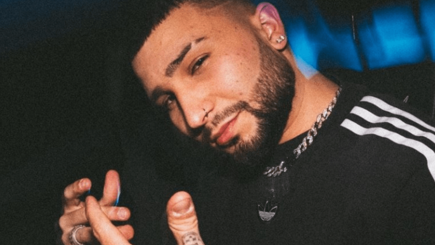 Greg: «Μου έπιασε τα γεννητικά όργανα ενώ τραγουδούσα» (vid)