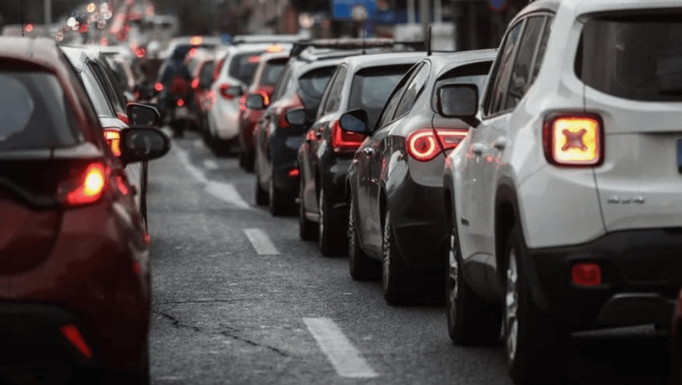 Αλλαγές στον ΚΟΚ: Μείωση προστίμων και νέο όριο ταχύτητας στις πόλεις