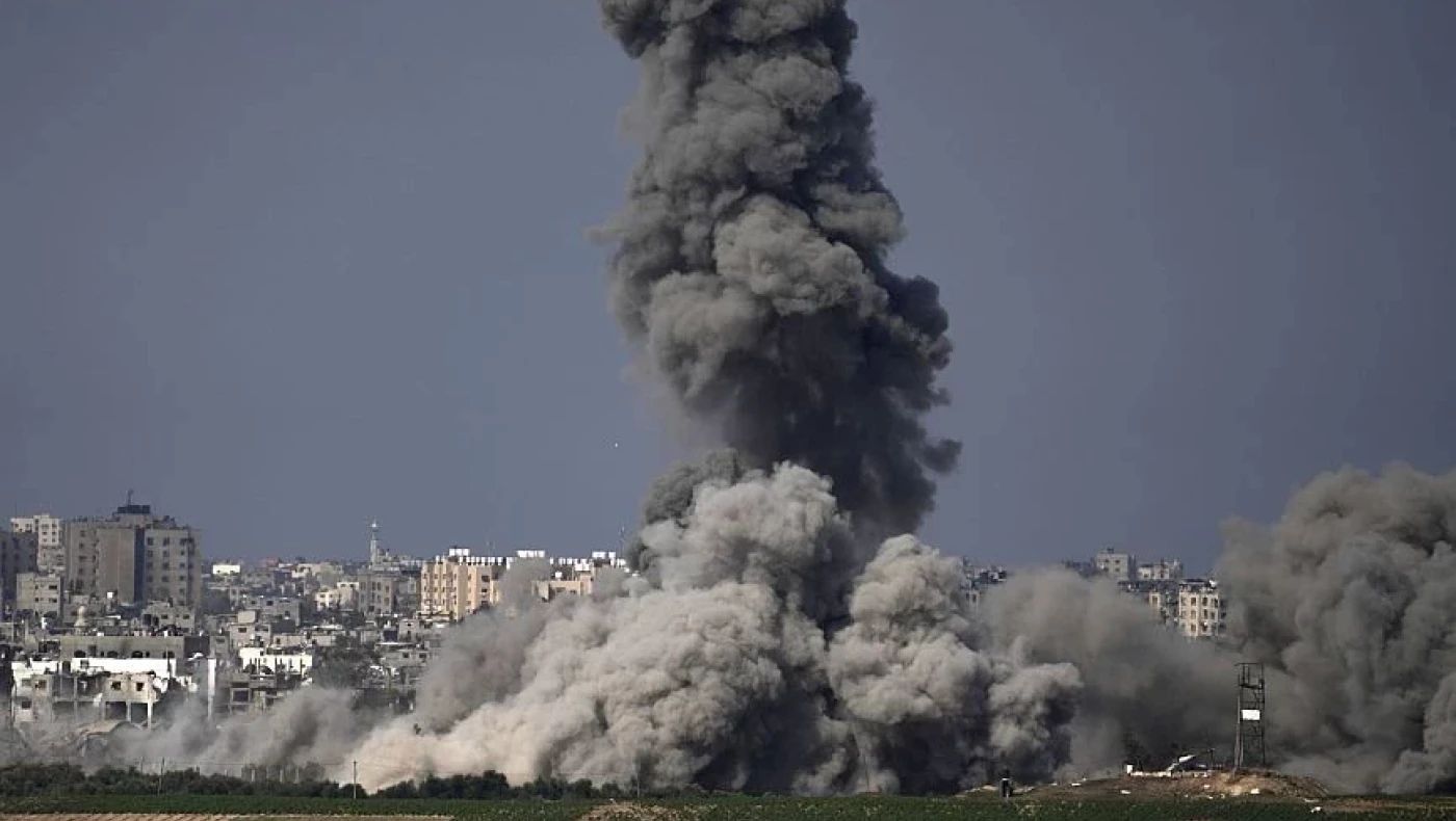 Δημοσκόπηση MRB: Τι απαντούν οι Έλληνες για τον πόλεμο των ΗΠΑ με το Ιράν