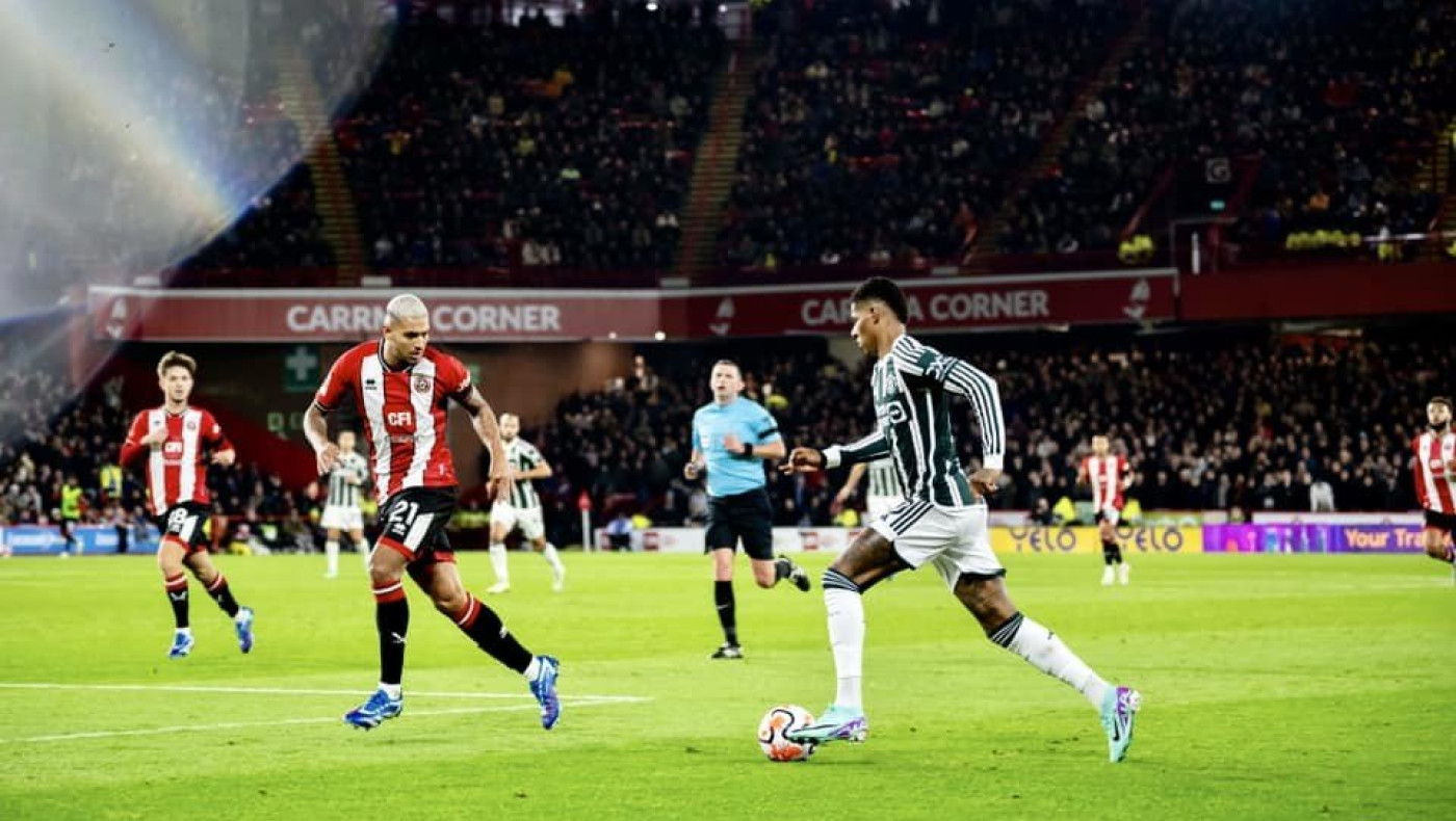 Διπλό  - ανάσα η Μάντσεστερ Γιουνάιτεντ