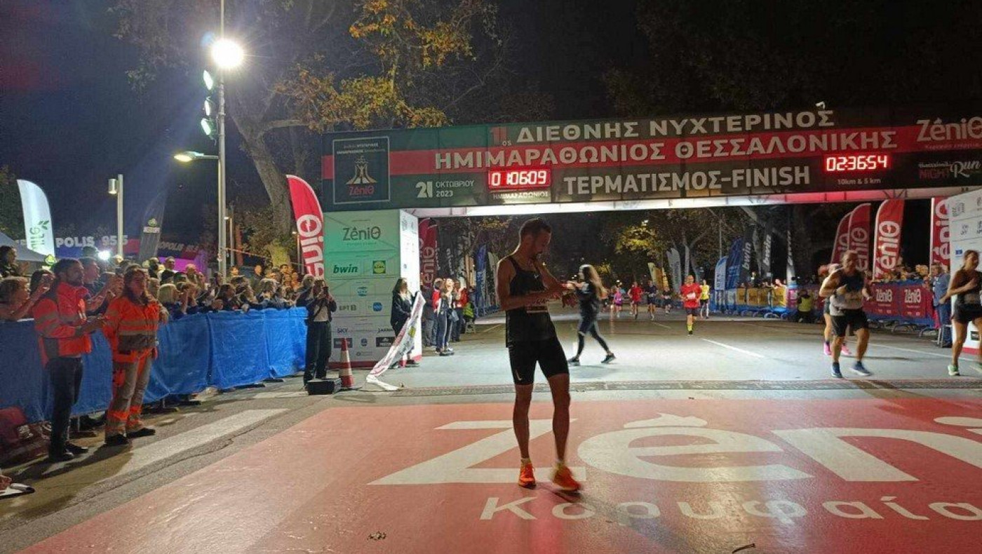 Νυχτερινός Ημιμαραθώνιος: Ρεκόρ ο Μαροκινός Μοχάμεντ Σαάμπουντ - Πρωτιά για Μαρινάκου