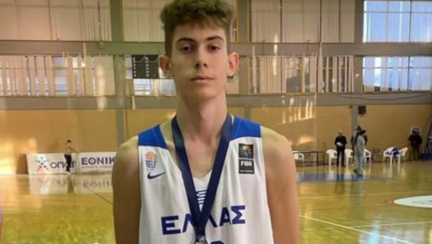 Ζήτησε συγνώμη ο πατέρας του 15χρονου διεθνή που είχε μάνατζερ