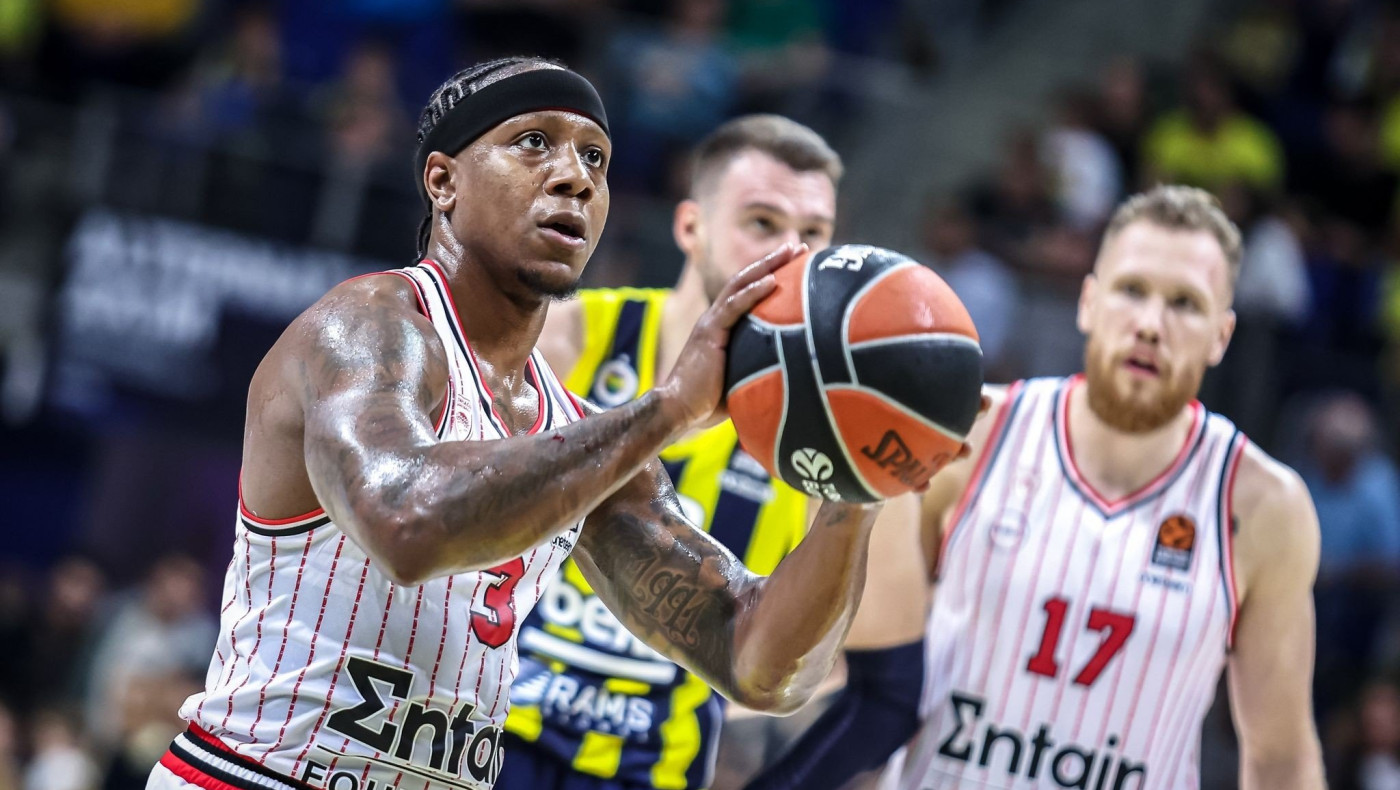 Ο Παπαγιάννης εκτέλεσε τον Ολυμπιακό