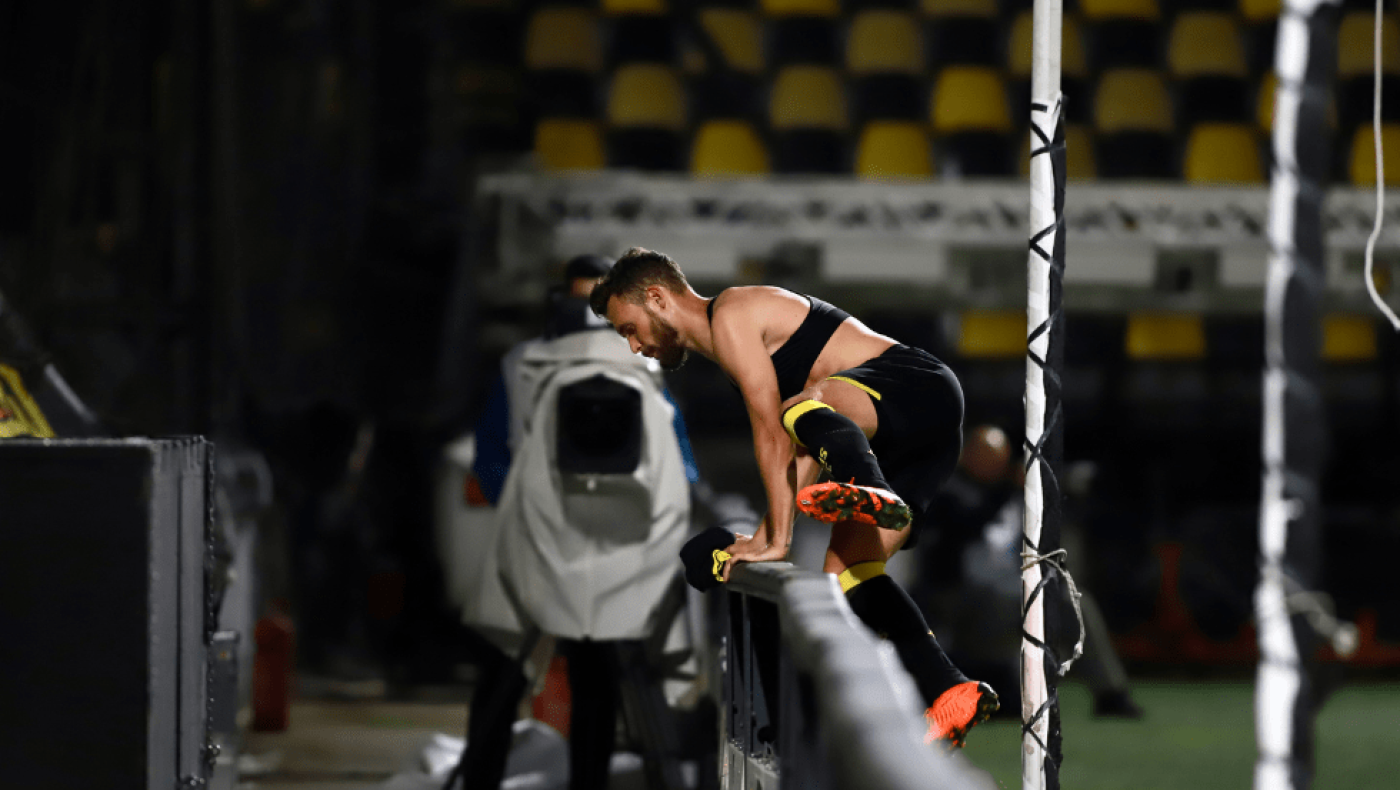 Συμπλήρωσε κάρτες και ο Βερστράτε