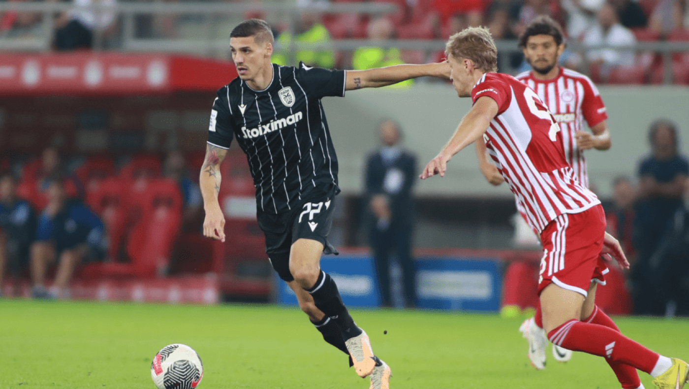 Ο σέντερ φορ Ντεσπόντοφ και η στάση του Πασχαλάκη