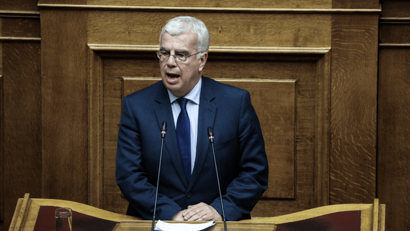 Σιμόπουλος: «Συγγνώμη που σας τα σπάμε με το fly over»