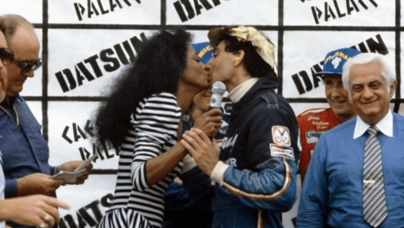 Η F1 επιστρέφει στο Λας Βέγκας: Οι ένδοξες εποχές με το φιλί στο στόμα της Νταϊάνα Ρος στον νικητή