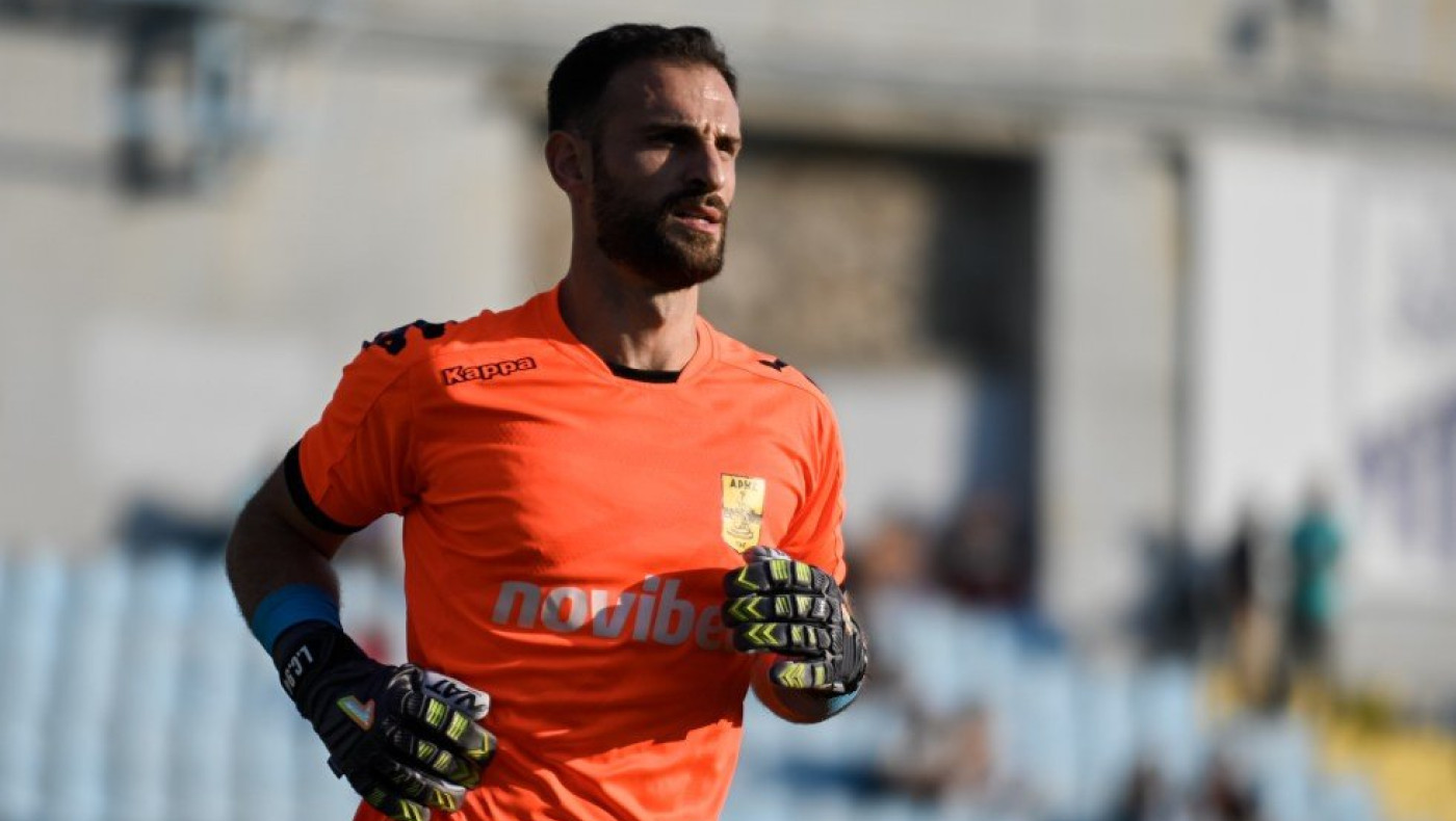 Με Χουτεσιώτη η ενδεκάδα του Άρη απέναντι στον Ολυμπιακό