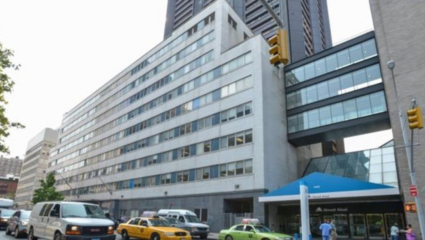 ΑΠΙΣΤΕΥΤΟ: Γιατρός αυνανίστηκε και εκσπερμάτωσε στο πρόσωπο ασθενούς!