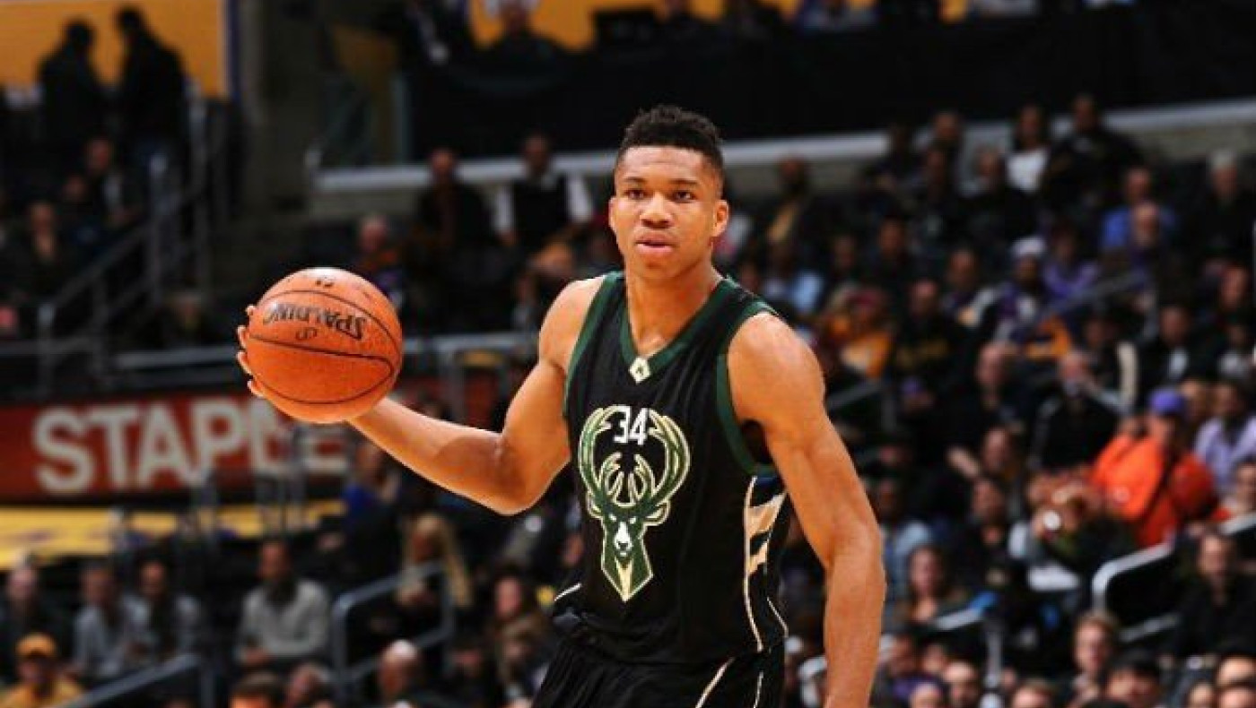 «Σκότωσε» τον... ταύρο ο Αντετοκούνμπο!! (vids)