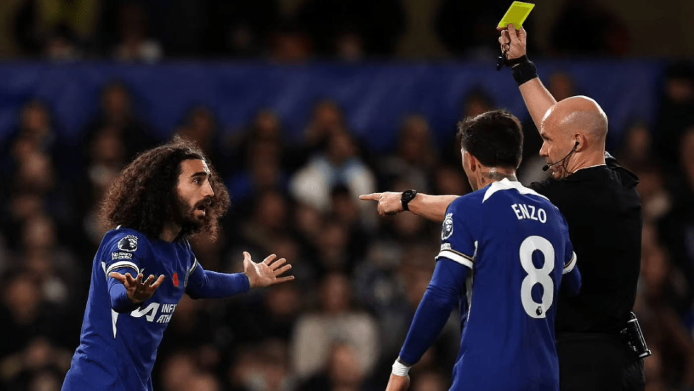 Ανατροπή με κίτρινη κάρτα και δεκάλεπτη αποβολή για διαμαρτυρία σε διαιτητή