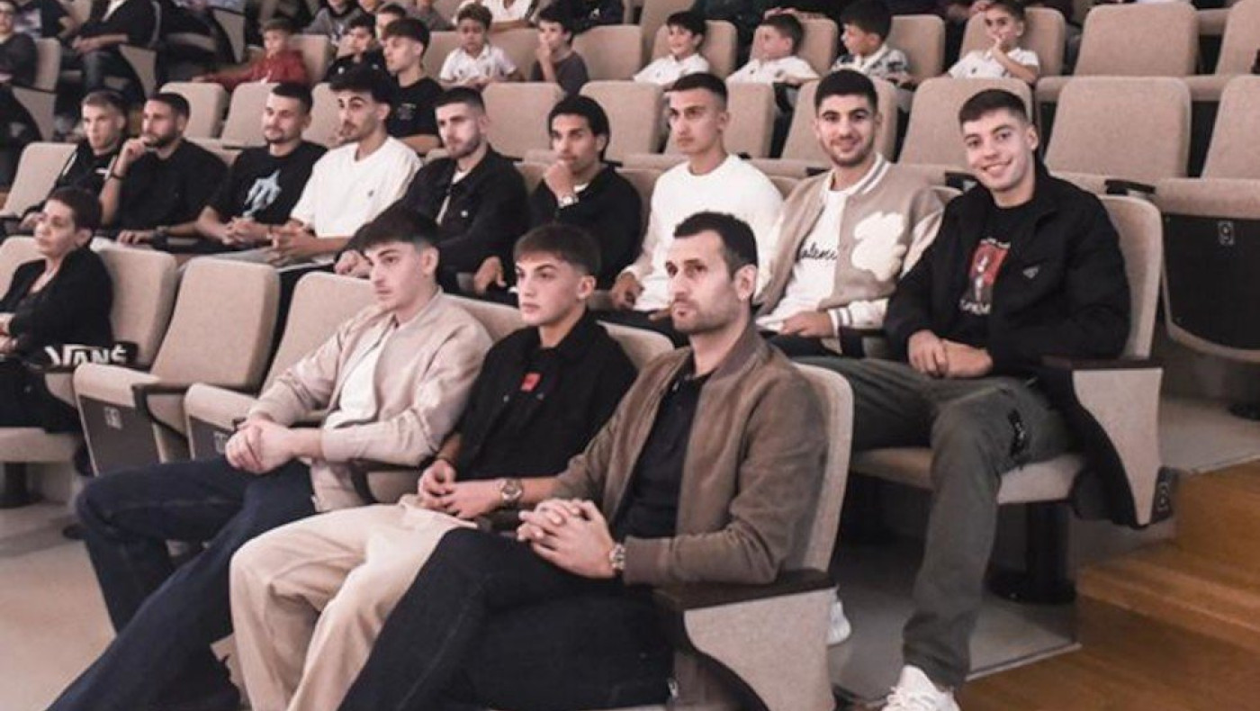 Ο ΠΑΟΚ εκπαιδεύει παιδιά και γονείς