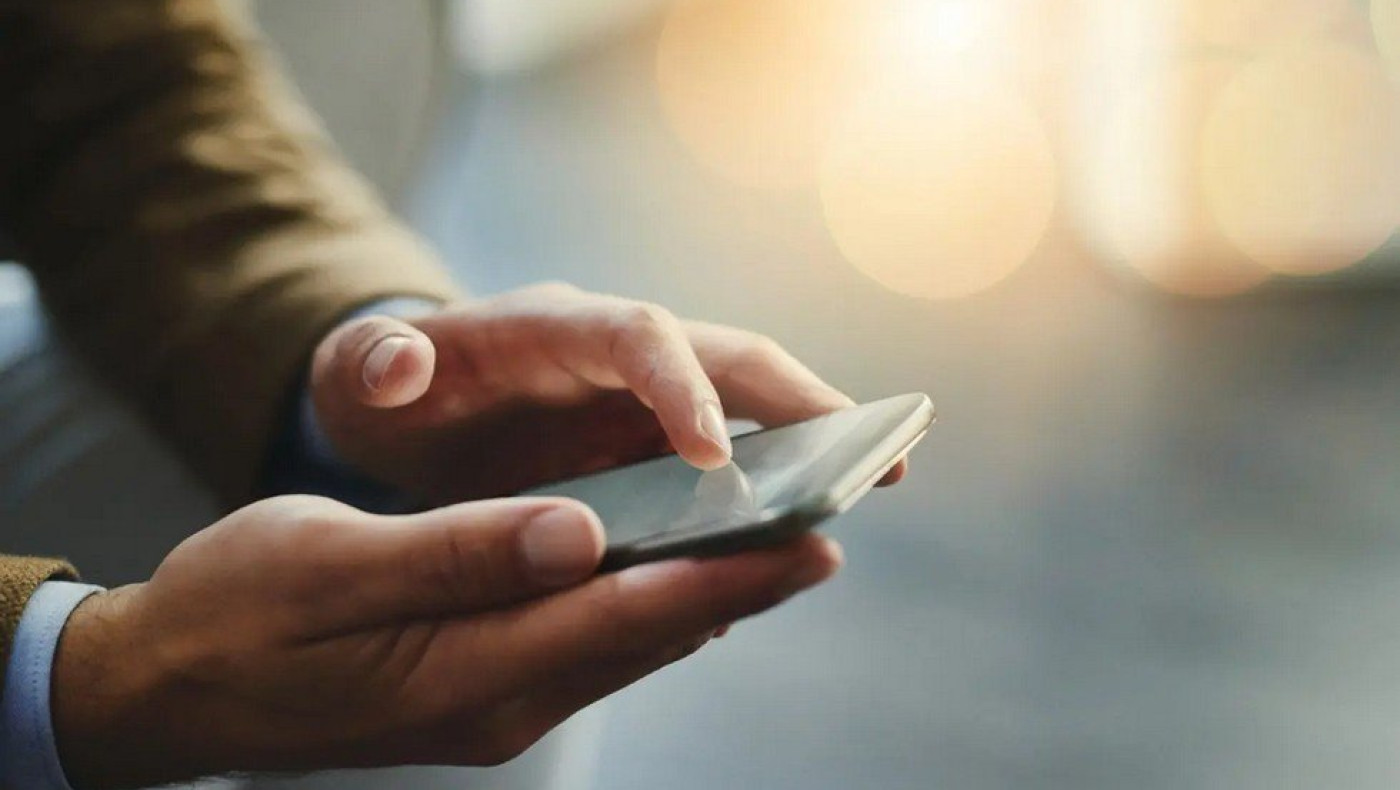 Το λάθος που κάνουμε και γεμίζει η μνήμη του κινητού μας