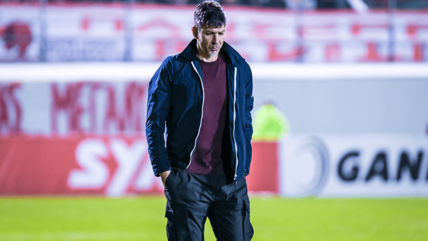 Σύγκρουση σε δυο μέτωπα!