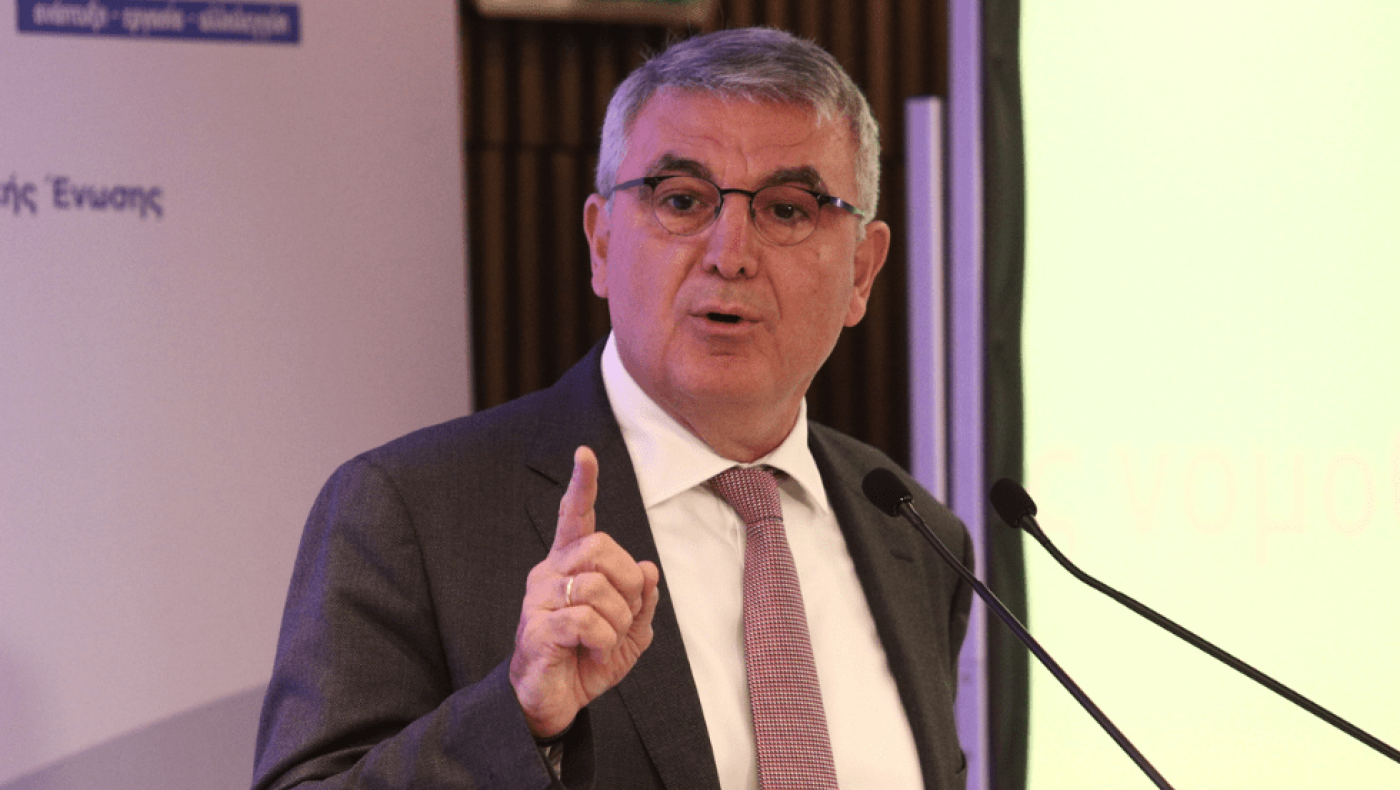 Δικηγόροι κατά Τσακλόγλου: «Αλαζόνας, καιροσκόπος, να τον αποπέμψει ο πρωθυπουργός»