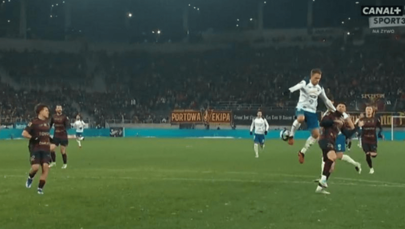 Η ασίστ της αγωνιστικής και ίσως της χρονιάς έγινε στην Πολωνία