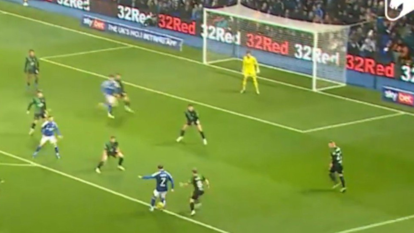 Ο Μπερνς της Ίπσουιτς πέτυχε το γκολ της σεζόν στην Championship (vid)