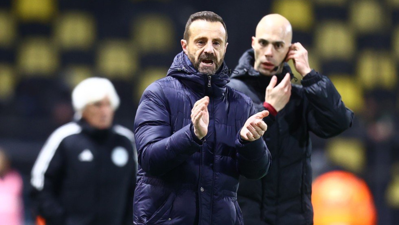 Μάντζιος: «Μας βοήθησε ψυχολογικά η νίκη με τον ΠΑΟ, διαφορετική ομάδα η ΑΕΚ»