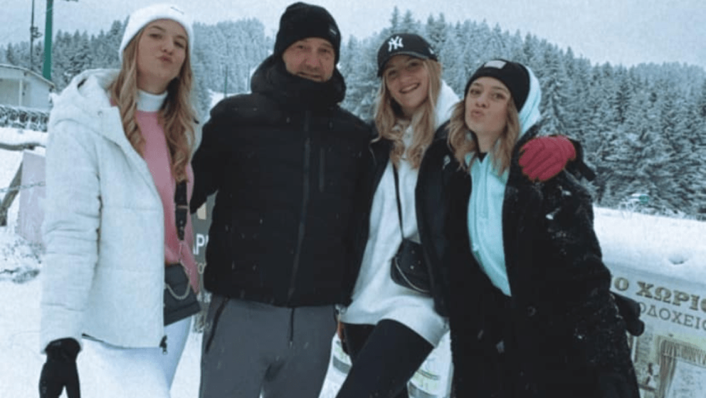 Τέμπη: Το σπαρακτικό μήνυμα του πατέρα των δίδυμων κοριτσιών που σκοτώθηκαν στη σύγκρουση των τρένων