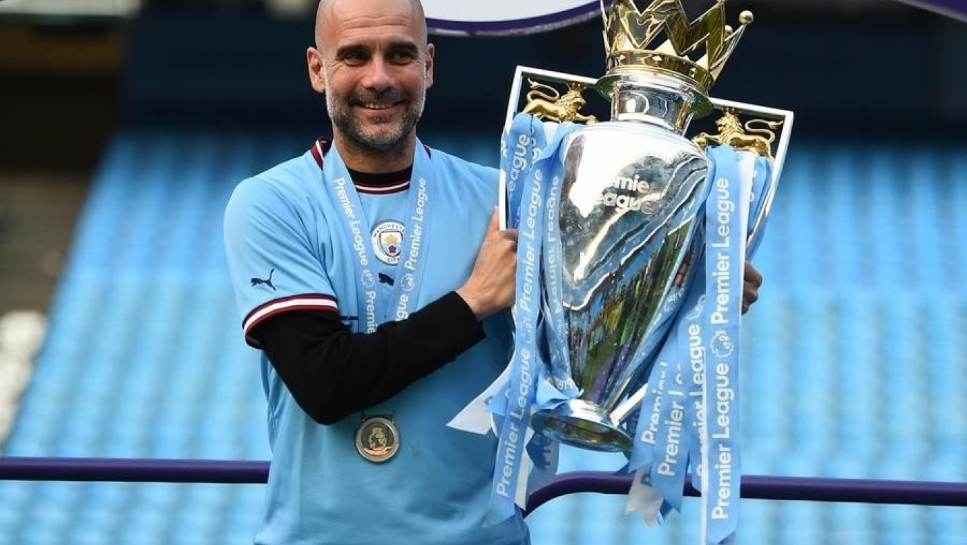 Γκουαρδιόλα: «Θα κάνουμε αυτό που δεν κατάφερε ο Νέβιλ, θα κατακτήσουμε τέταρτο σερί πρωτάθλημα»