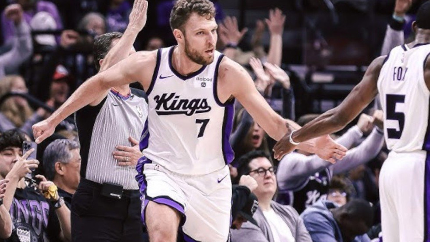 Οι Κινγκς πέρασαν από τους Σανς με τρομερό Βεζένκοβ, πήραν το ντέρμπι οι Σέλτικς