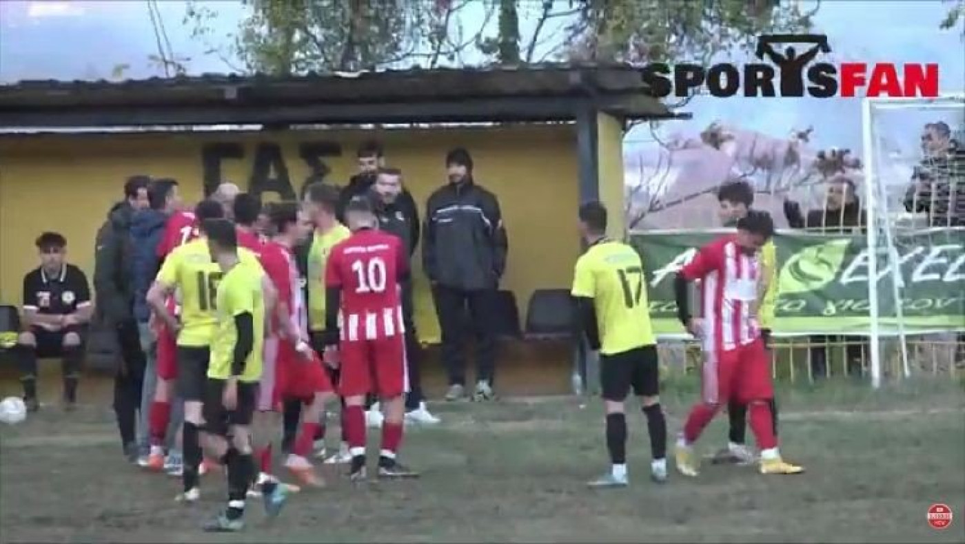 ΕΠΣ Ημαθίας: Επεισόδια στον αγώνα του Κοπανού με τη Μελίκη, η περίεργη πτώση του επόπτη μετά από... ένταση (vid)