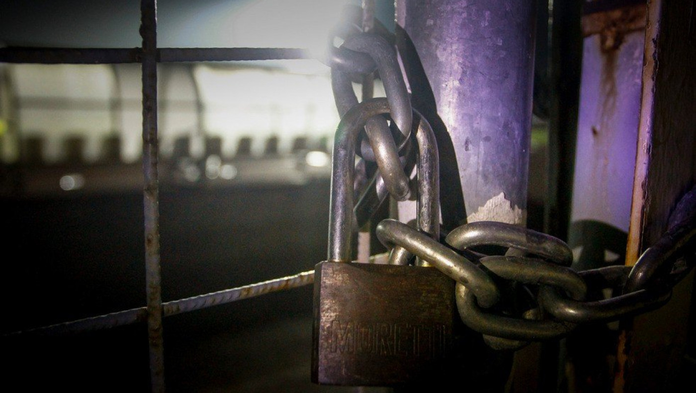 Κάθετα αντίθετο, στο σύνολό του, το Big-5 με το λουκέτο στις εξέδρες