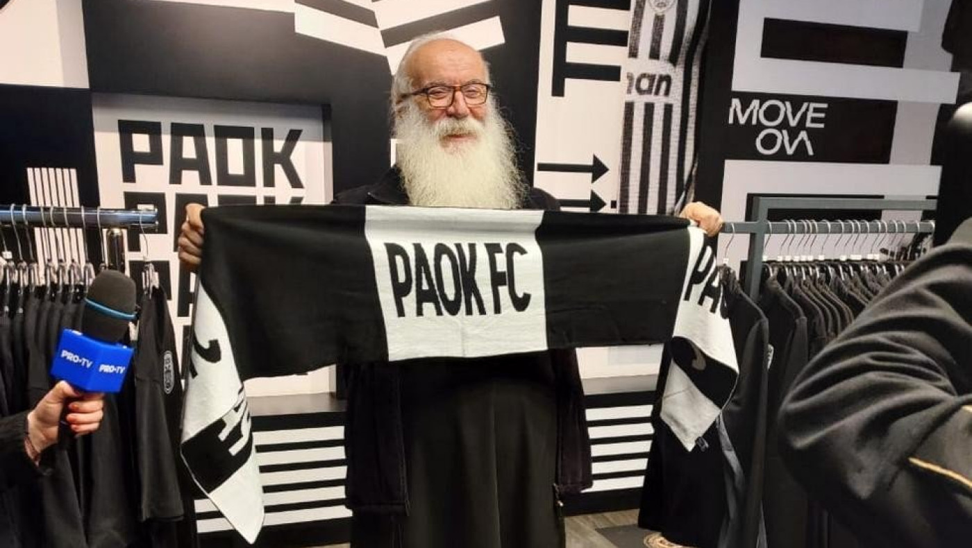 Ούγγροι για Παπά Χρήστο: «τραγουδάει τα τραγούδια των ultras»!