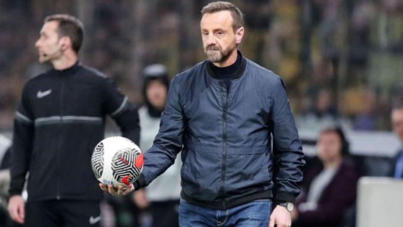 Μάντζιος: «Λάθος η απόφαση για τα κλειστά γήπεδα»