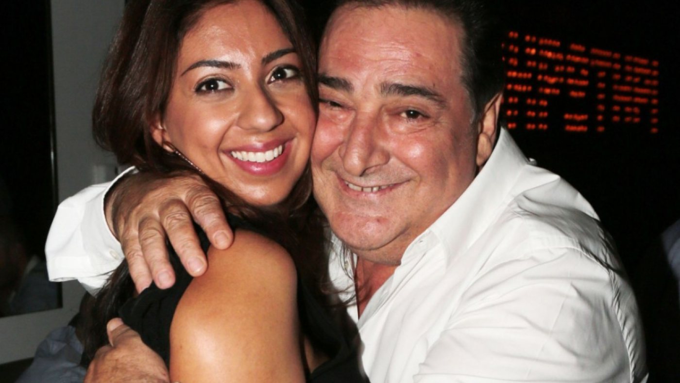 Η κόρη του Βασίλη Καρρά τον αποχαιρέτησε με ένα... βλέμμα!