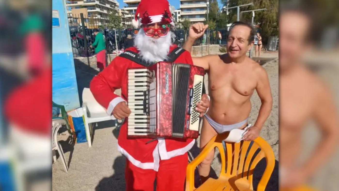 Χριστουγεννιάτικο μπάνιο στην παραλία για τον Σπύρο Μπιμπίλα, συντροφιά με έναν Άη Βασίλη