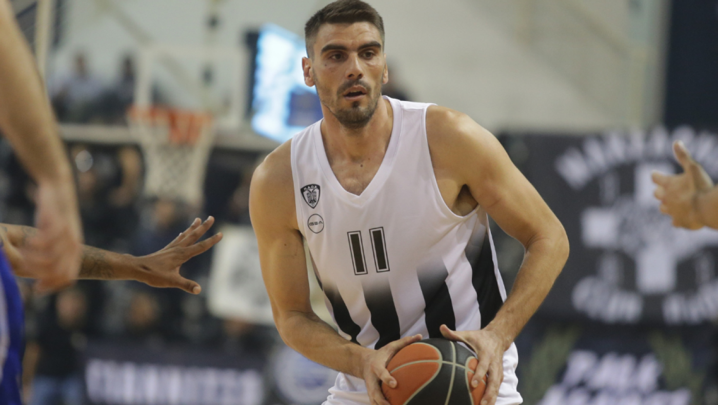 Απολαυστικός Μαργαρίτης σε χριστουγεννιάτικες ευχές: «Ο γιός μου περιμένει δώρα από...παντού»