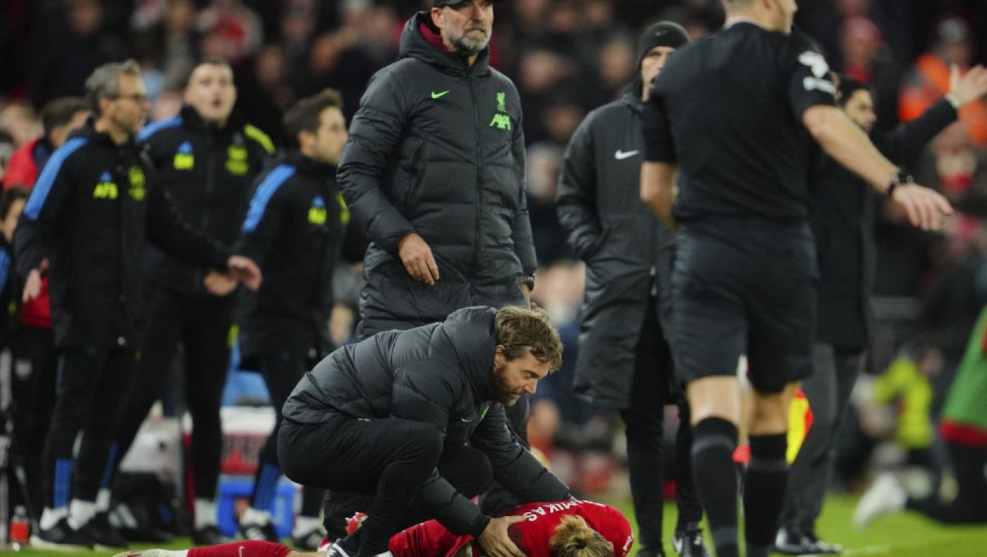 Αποκαλυπτικό βίντεο-Ο διαιτητής που έβρισε τον Κλοπ «συνελήφθη» να σνιφάρει λευκή σκόνη