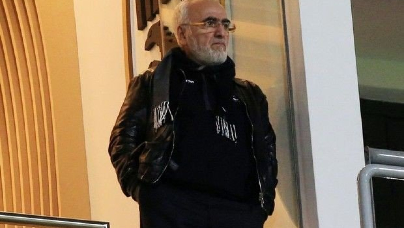 Έξαλλος με τους συνεργάτες του ο Ιβάν Σαββίδης: «Έχουμε προπονητή»