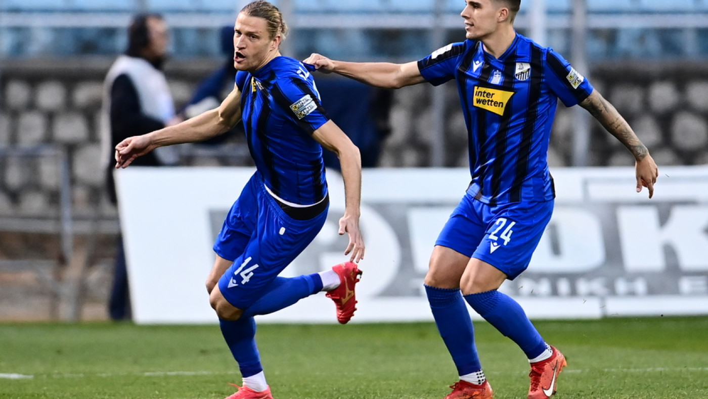 Άνοιξε το σκορ στο 4ο λεπτό η Λαμία κόντρα στον Ολυμπιακό