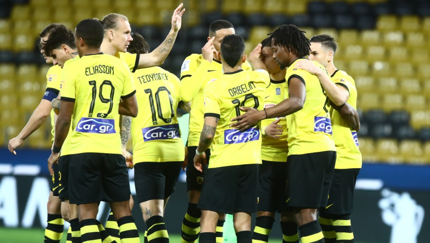 Δεύτερο σερί διπλό για την ΑΕΚ επί του Ολυμπιακού μετά από 20 χρόνια